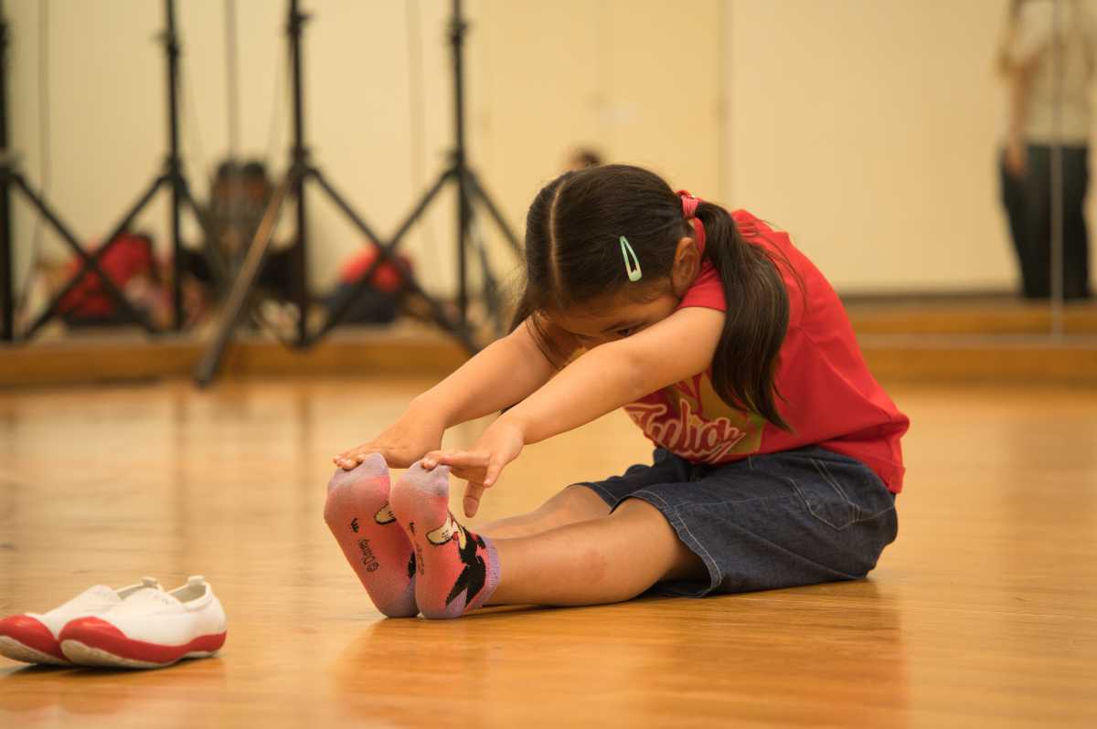 体を動かす チアダンス